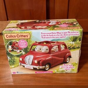 Calico Critters- Cherry Cruiser